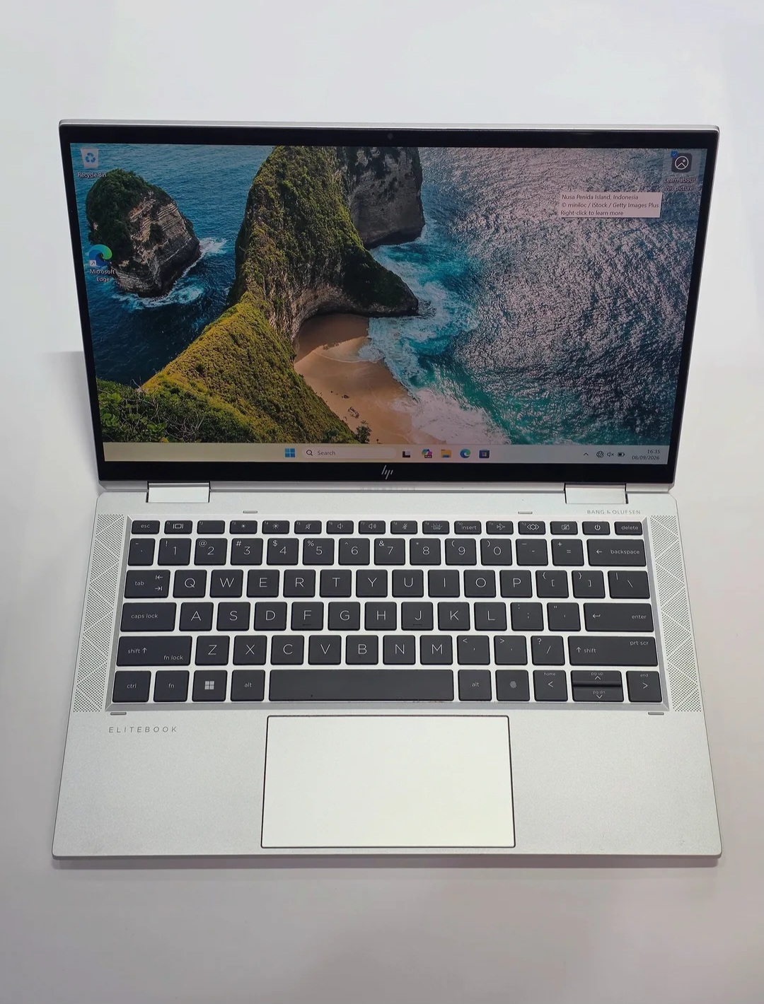 HP EliteBook x360 1030 G8 — view 1